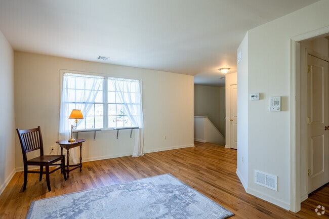 Living Room - Village at Bridgewater