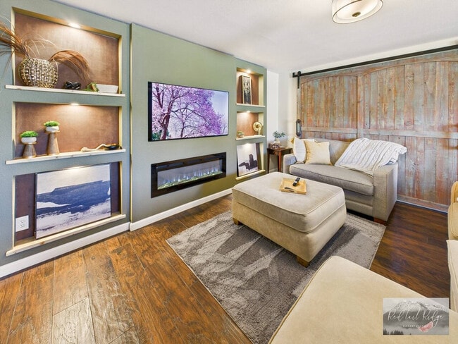 Building Photo - 33010 Fircreek Ln Unit SI ID1624351P