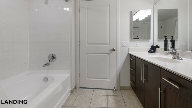 Photo - 100 I St SE Unit 100-806