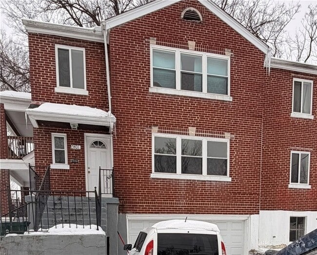 Building Photo - 5401 Newfield Ave Unit 1