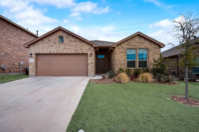 Building Photo - 9112 Stormcrow Dr