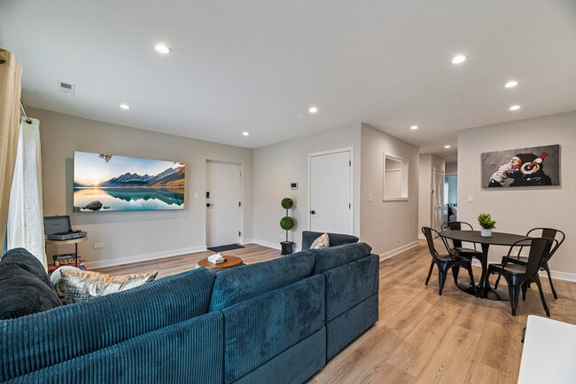 Photo - 2342 W Touhy Ave Unit ID1054668P