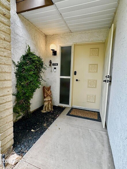 Photo - 4800 N 68th St