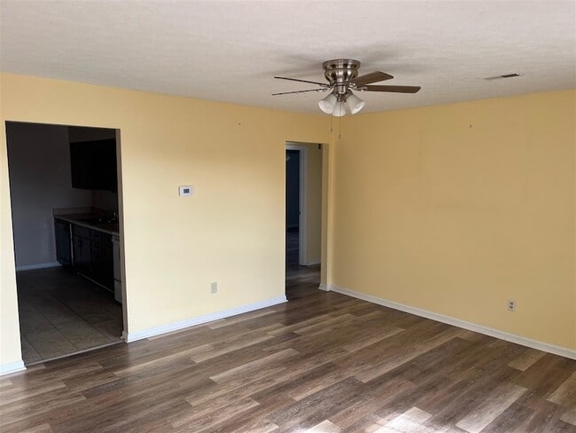 Photo - 1012 Windview Pl