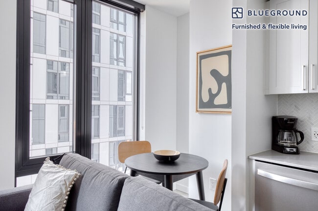 Photo - 704 Spring St Unit FL24-ID458