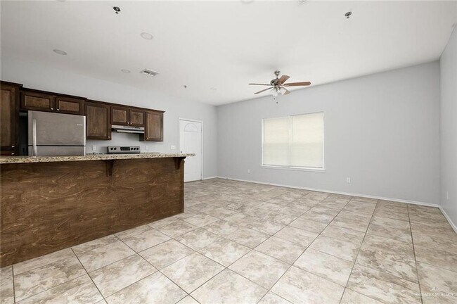 Photo - 416 E 5th St Unit A1