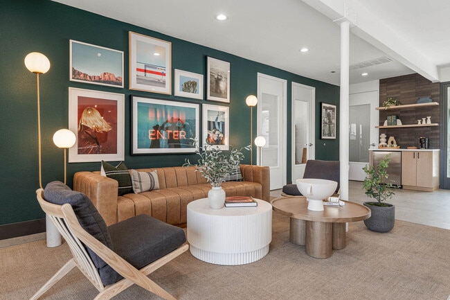 Photo - Scottsdale Gateway