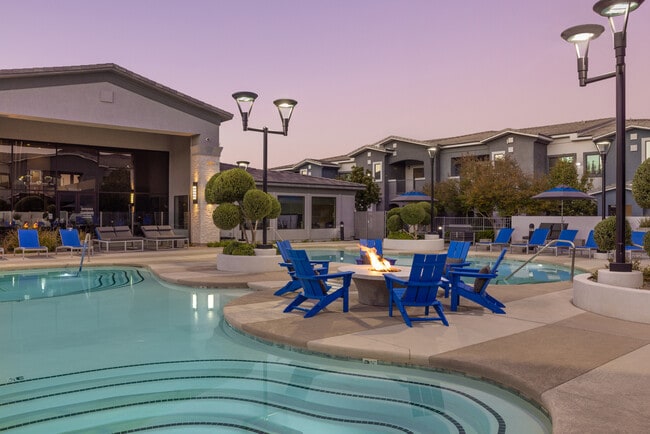 Evenings feel better by the glow of the outdoor fire pit - Dream