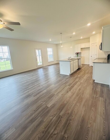 Photo - 2380 Geranium Ln