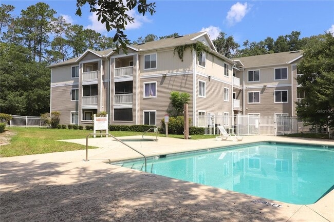 Photo - 4000 SW 23rd St Unit 3-302 Room 1/A