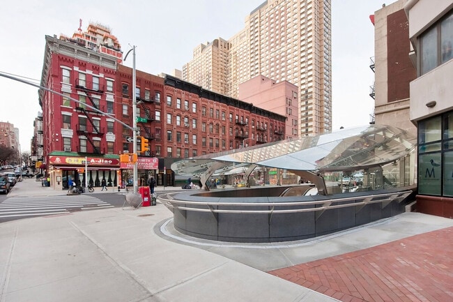 Photo - 300 E 93rd St Unit SI ID1032028P