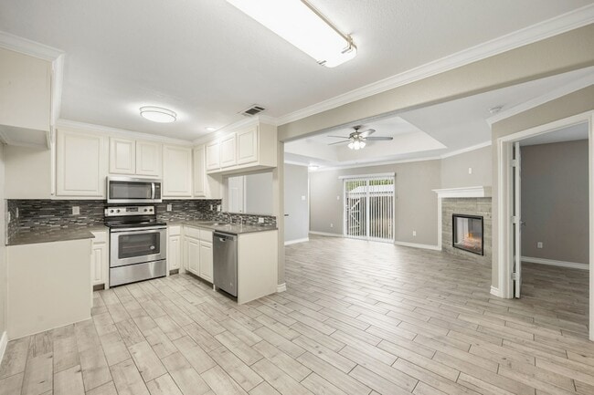 Photo - 521-525 Gilcrease Street Unit