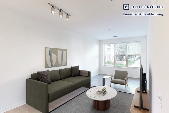 Building Photo - 333 Great River Rd Unit FL5-ID4692A