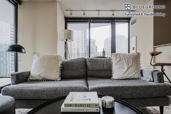 Photo - 225 N Columbus Dr Unit FL19-ID1199