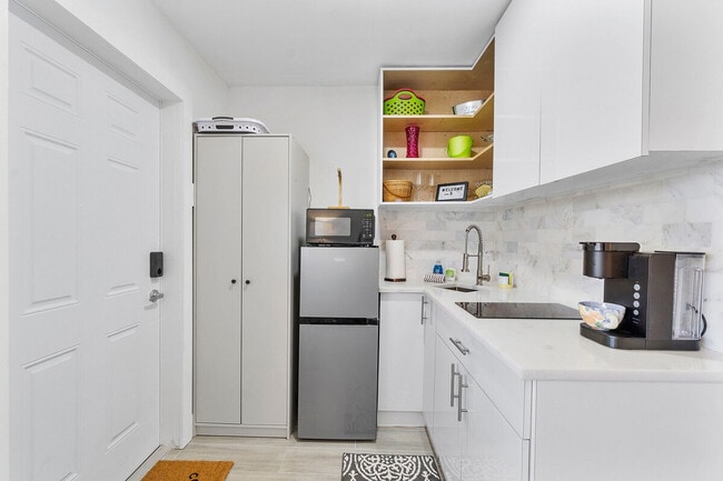 Photo - 2250-2270 Southeast 5th Street-SI ID1575201P Unit SI ID1575201P