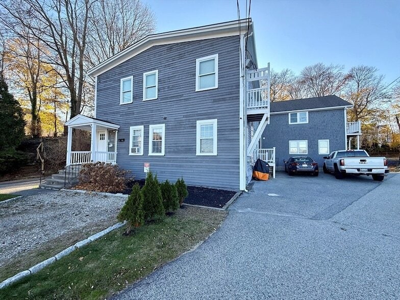 Photo - 176 Court St Unit 6