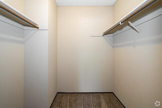 1BR, 1BA - 720SF - San Juan Hills Apartments