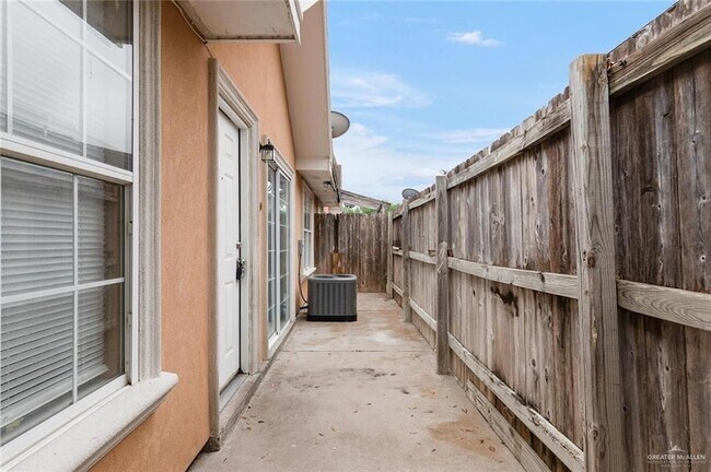 Photo - 2604 Ringold Cir Unit 1