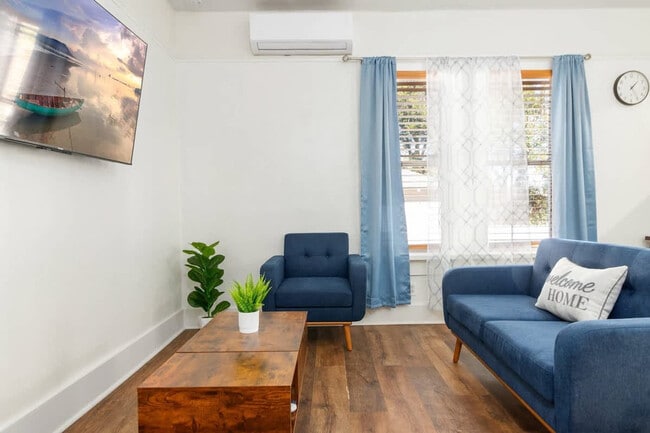 Photo - 728 Johnson Ave Unit ID1234479P