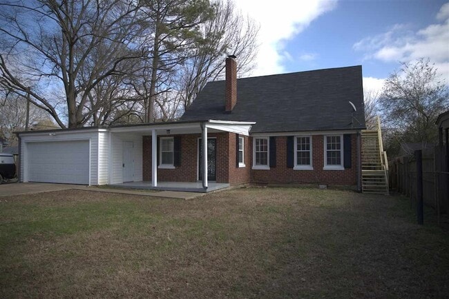 Building Photo - 1716 Combs St Unit B