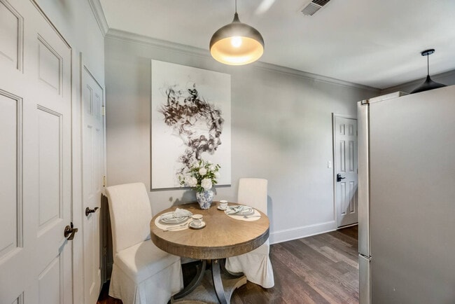 Photo - 4903 Worth St Unit SI FL1-ID1571770P