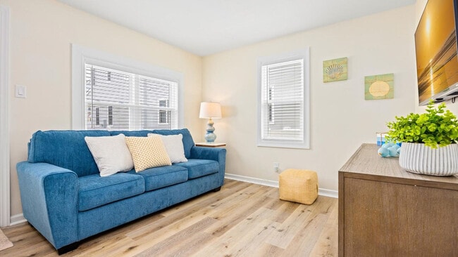 Photo - 124 W Heather Rd Unit ID1309025P