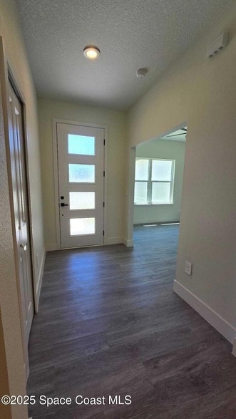 Photo - 557 Macon St