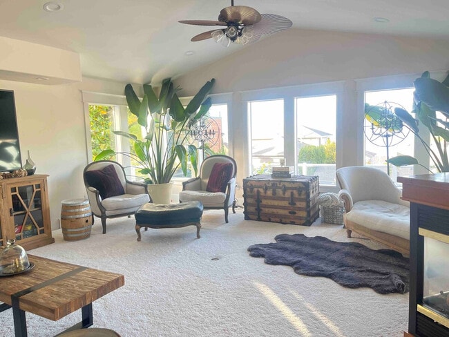 Photo - 2724 N Starr St Unit ID1296620P