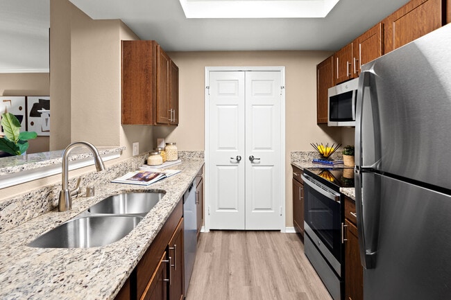 Photo - Lakeview At Parkside