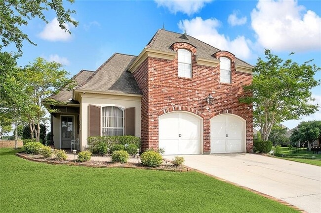 Building Photo - 109 Grand Champions Ln