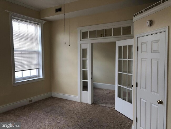 Photo - 104 S Loudoun St Unit 2