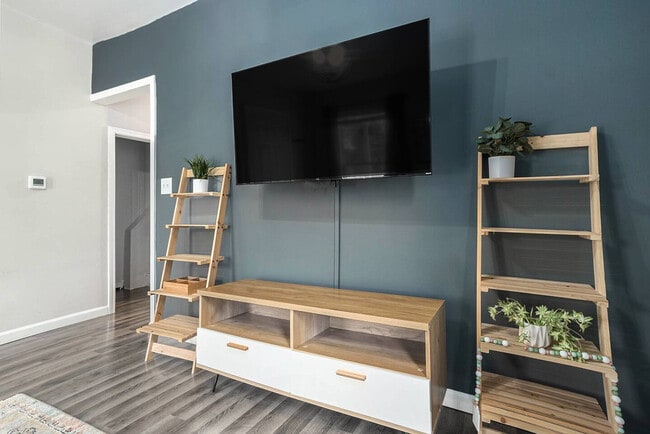 Photo - 415 6th St NW Unit ID1346772P