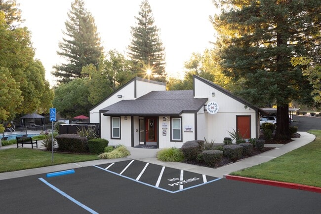 Photo - Miner's Station