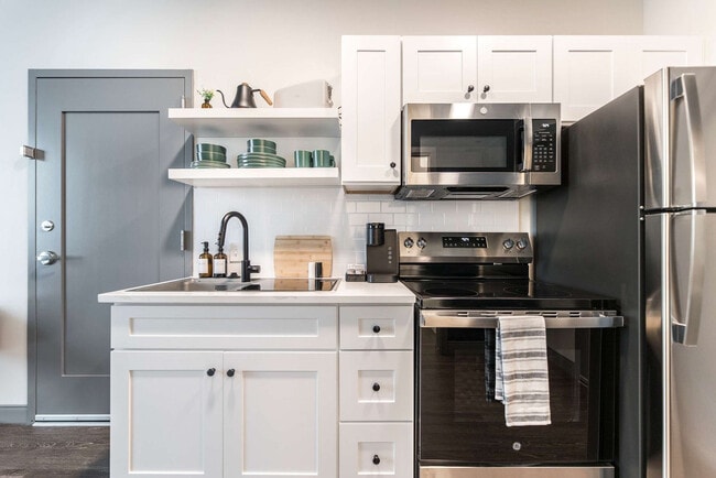 Photo - 520 Martin Luther King Jr Blvd Unit SI ID1356303P