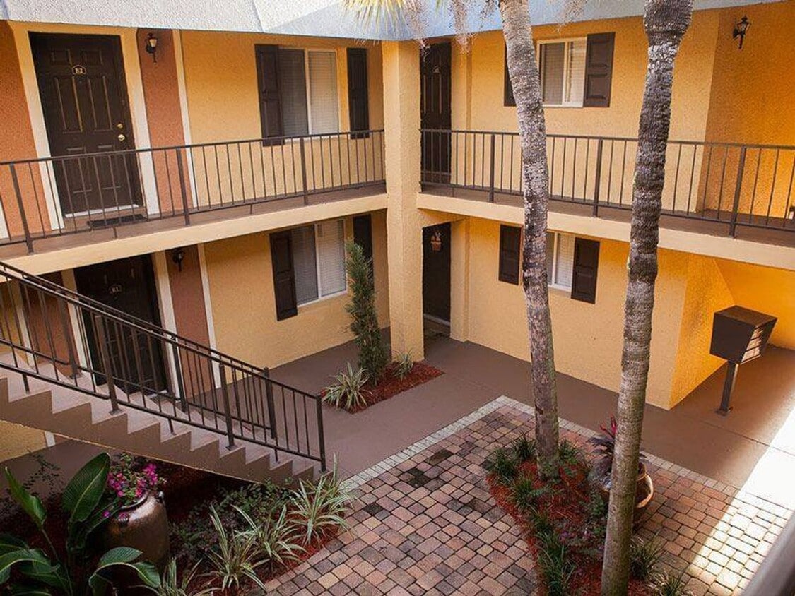 Floor Plan - Get $1,200 OFF your lease on this beautiful 2x2...