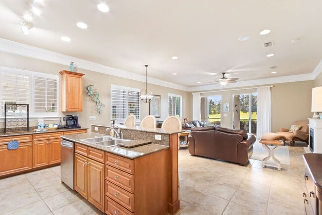 Photo - 200 Peninsula Blvd Unit SI ID1541228P