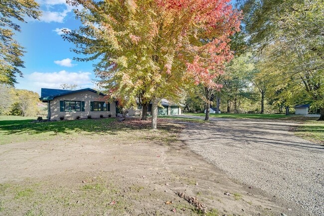 Photo - 6271 N 525 W