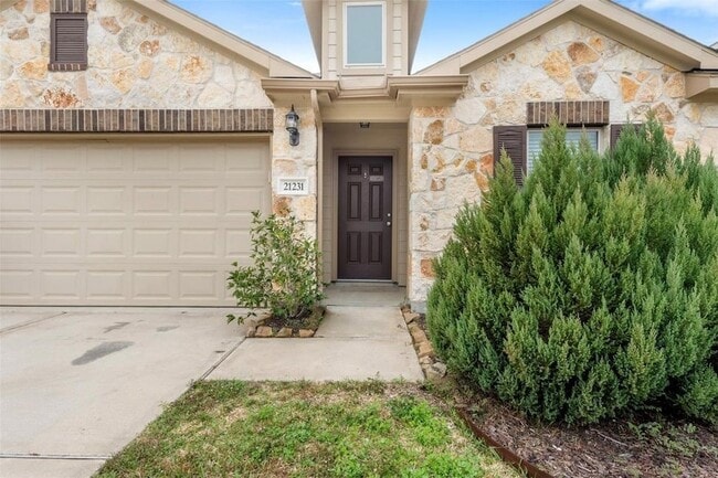 Photo - 21231 Bush Brook Bend Path