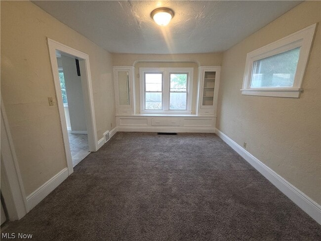 Photo - 1452 Clermont Rd