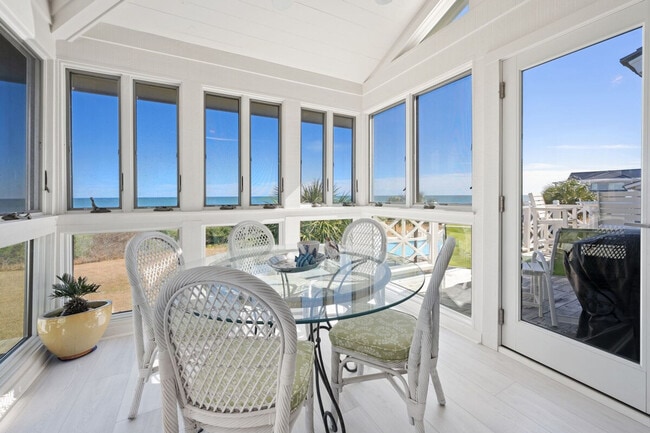 Photo - 321 Pioneer Loop Unit ID1253890P