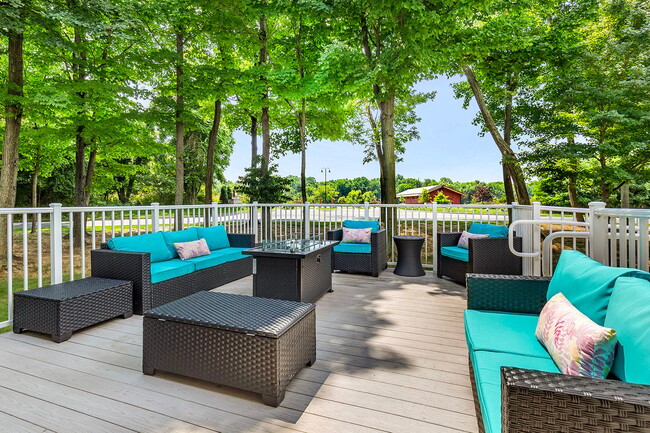 Photo - Annapolis Roads Apartments