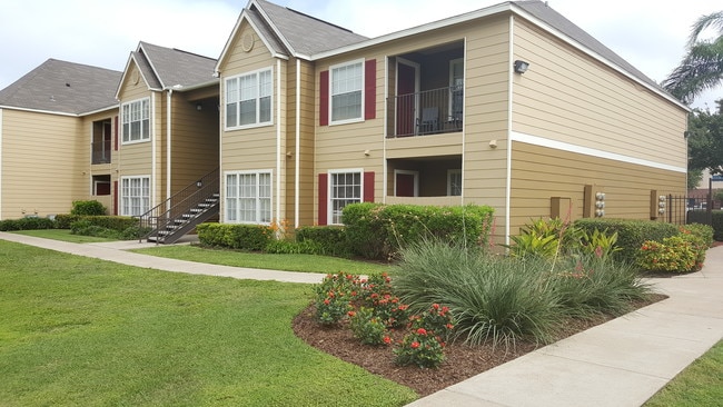 Residential Building - Hearthstone Apartments