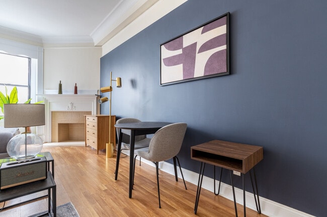 Photo - 62 Boylston St Unit FL5-ID1078