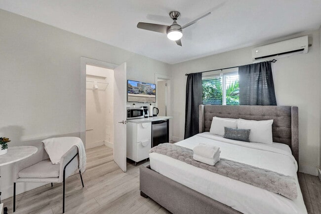 Building Photo - 3020 Seville St Unit SI ID1503918P