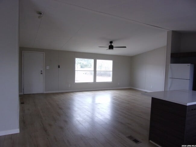 Photo - 360 Rangeland Rd