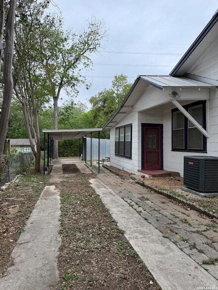 Photo - 901 Ripley Ave