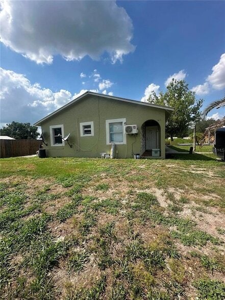 Photo - 1838 SW Harlem Cir