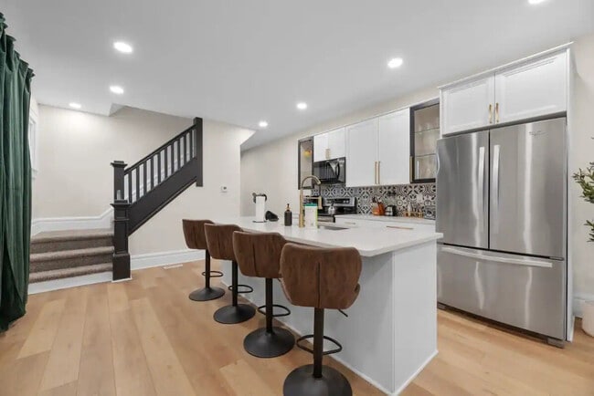 Photo - 2552 Glenmawr Ave Unit SI ID1407032P