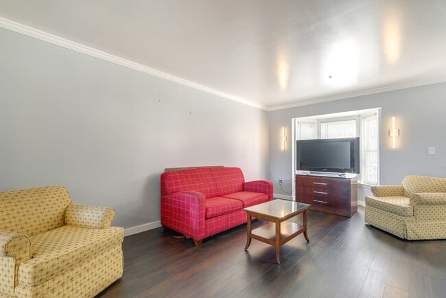Building Photo - 3 Joyceton Terrace Unit SI ID1545957P