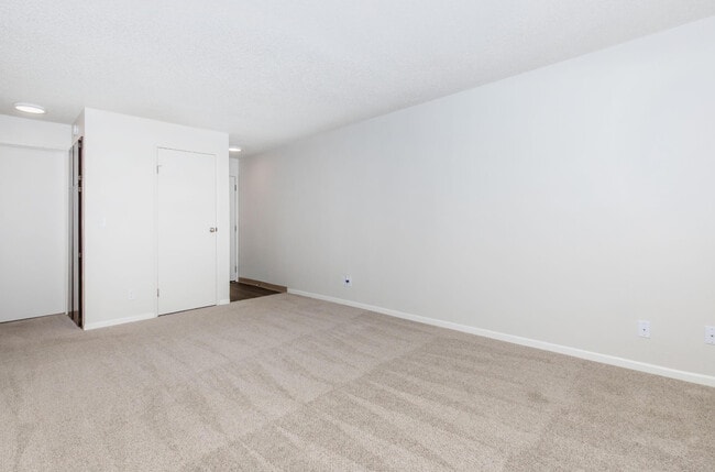 Photo - Spanish Hills Apartments